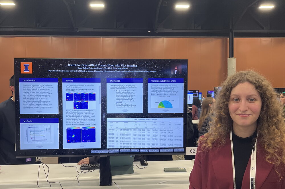 Illinois astronomy student Sude Baltaci with their award-winning AAS poster.