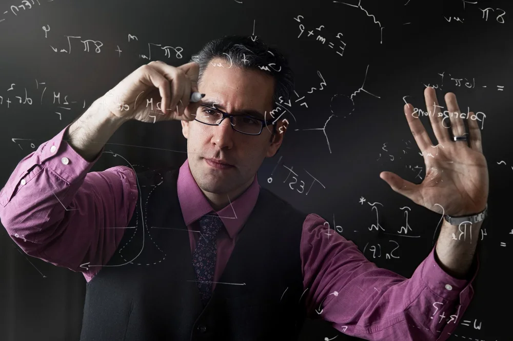 Illinois Physics Professor Nicolás Yunes